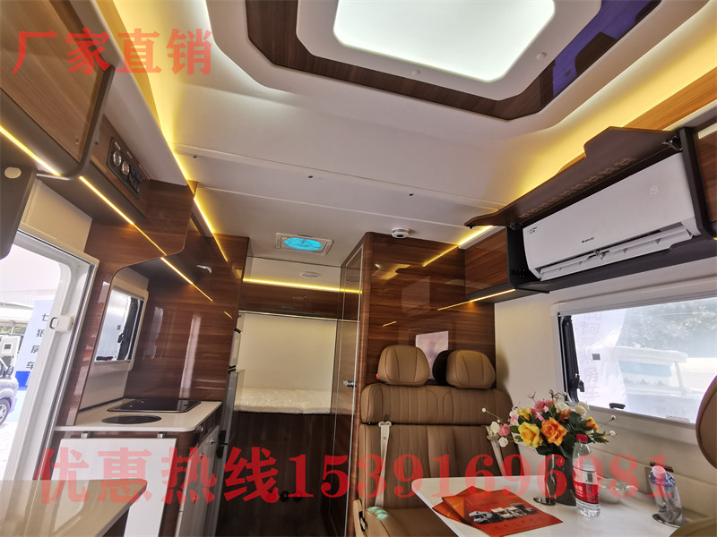 上汽大通v80七座價(jià)格房車(chē) 上汽大通房車(chē)19.98萬(wàn)